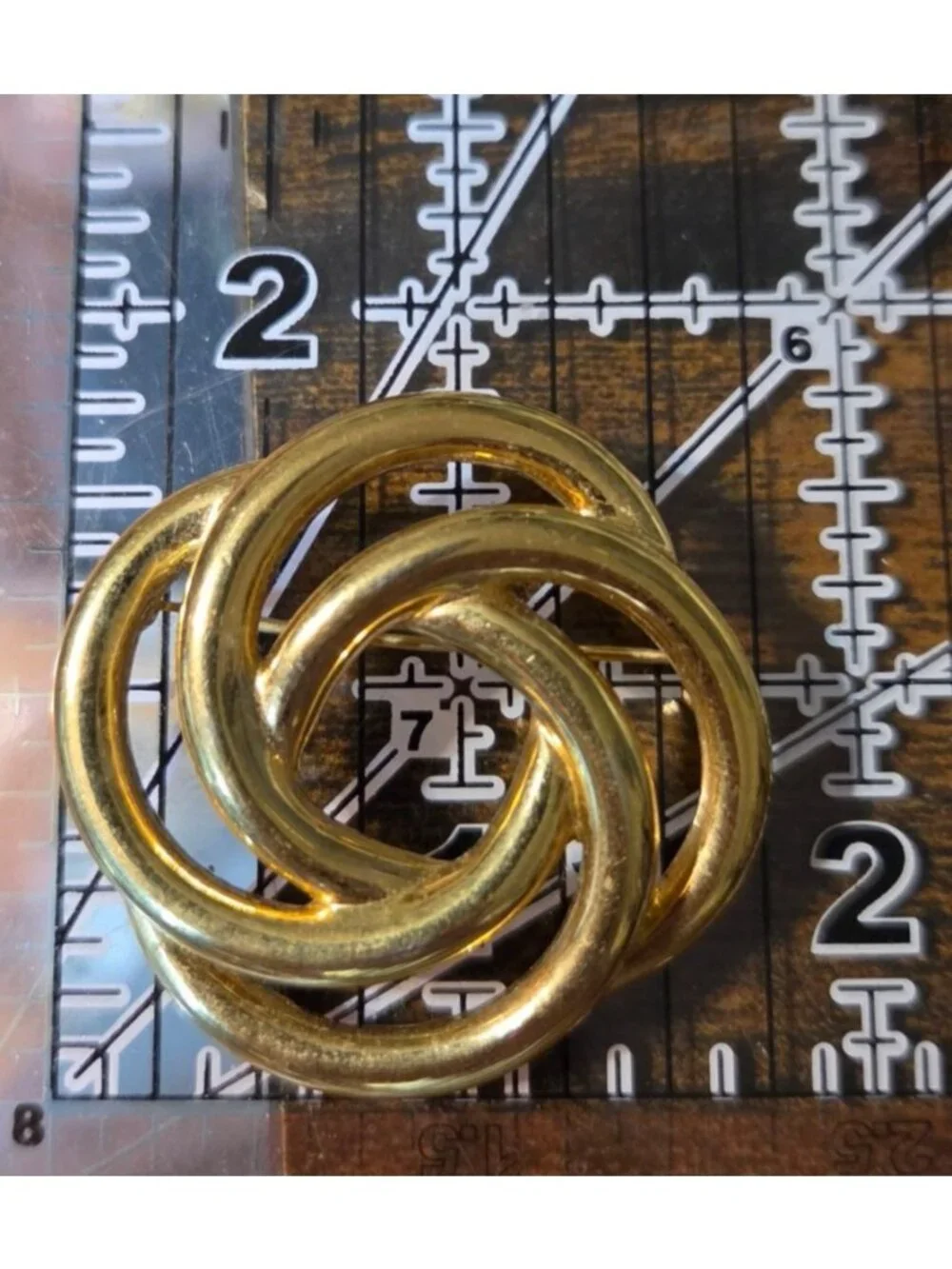 Vintage Monet Interlocking Circles Brooch Pin Polished Gold Tone Retro 1970s